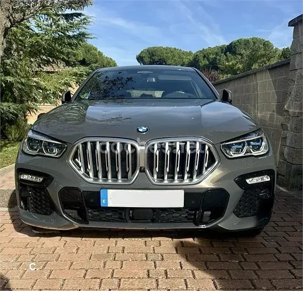 Usado BMW X6 313 CV (230 kW) 2020 Gris / plata SUV