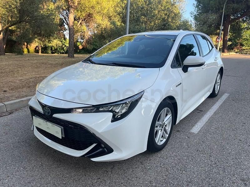 Usado Toyota Corolla Active 122 CV (89 kW) 2019 Blanco Berlina