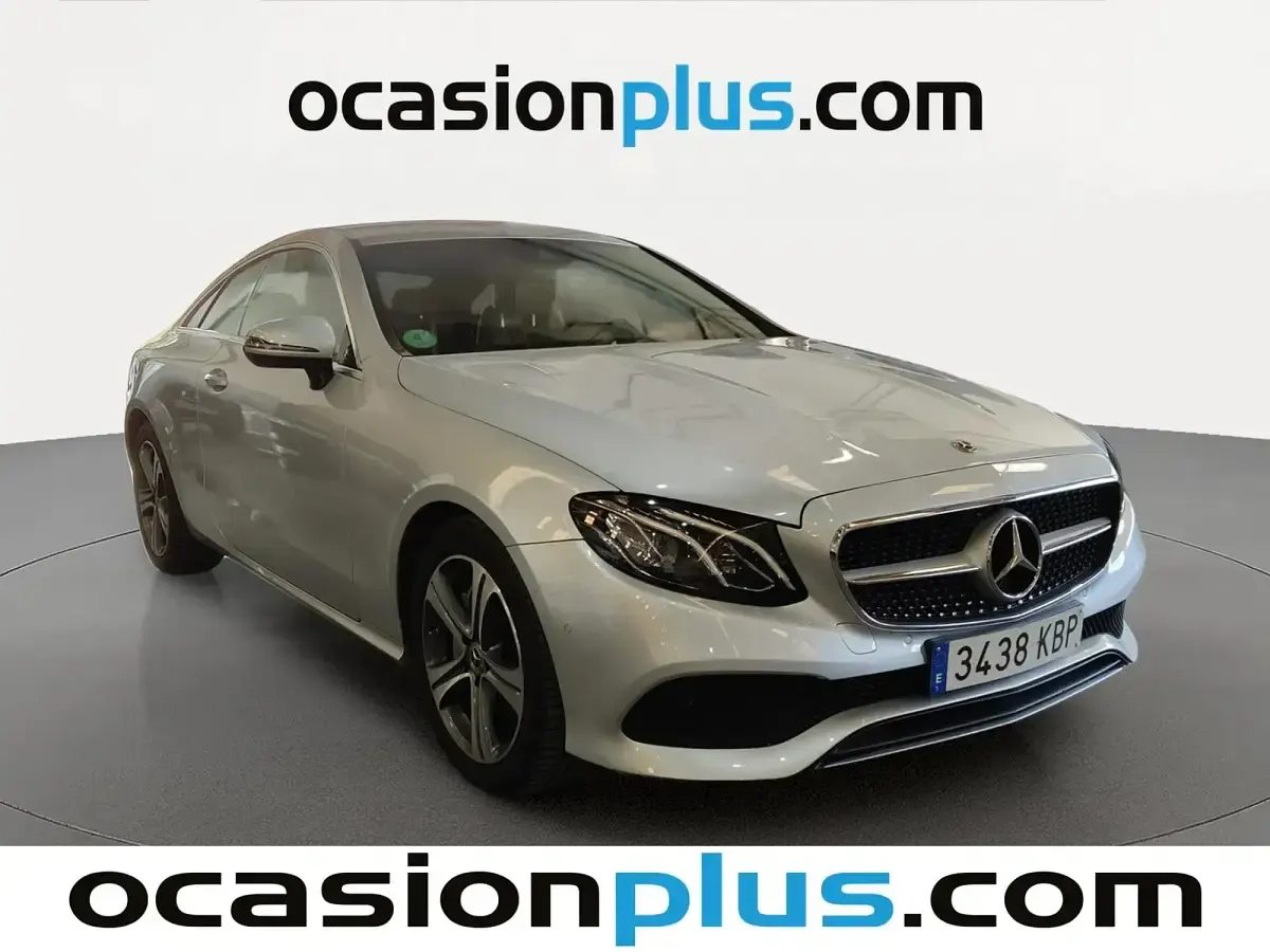 Usado Mercedes E300 245 CV (180 kW) 2017 Gris Coupe