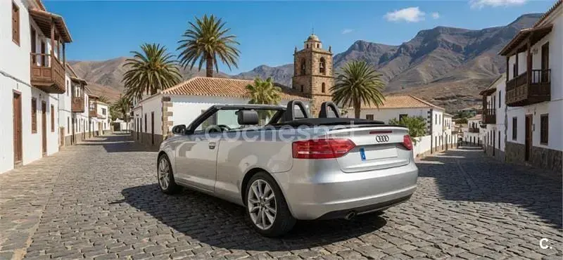 Usado Audi A3 Cabriolet Ambition 105 CV (77 kW) 2012 Gris / plata Descapotable