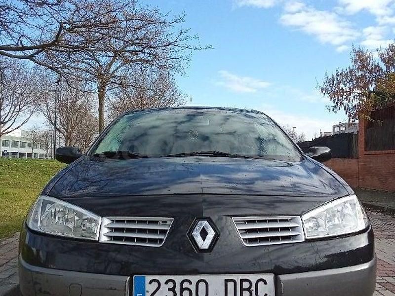 Negro Usado 2004 Renault Mégane II Dynamique Berlina | 2999 € (Precio justo) - Imagen 1/4