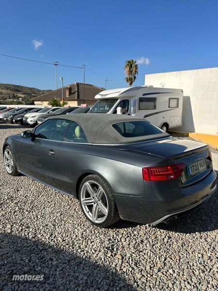 Usado Audi A5 Cabriolet 245 CV (180 kW) 2012 Gris Descapotable