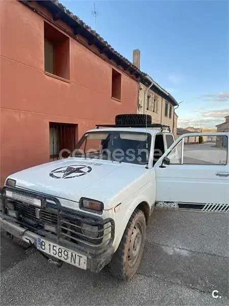 Usado Lada niva 78 CV (57 kW) 1994 Blanco SUV