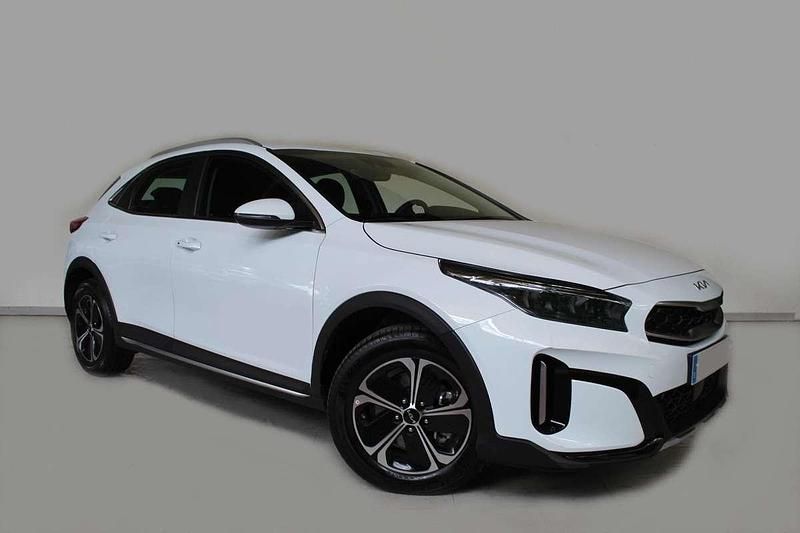 Blanco Usado 2023 Kia XCeed SUV | 23.990 € (Precio justo) - Imagen 1/4