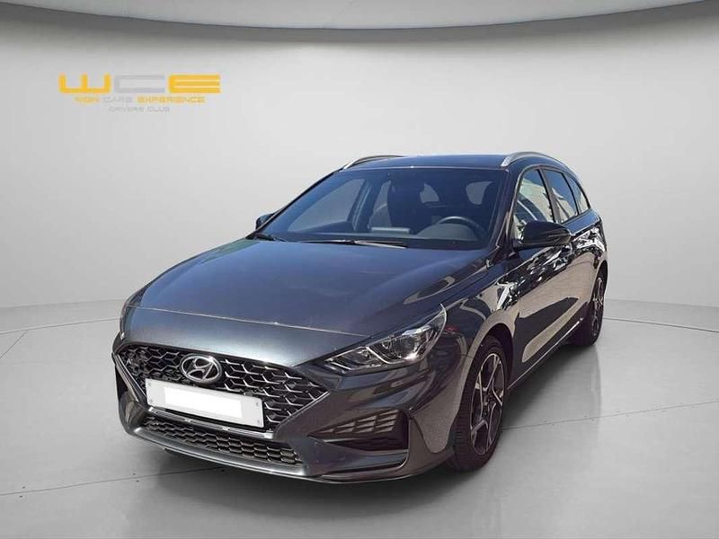 Usado Hyundai i30 N Line 120 CV (88 kW) 2023 Gris Familiar