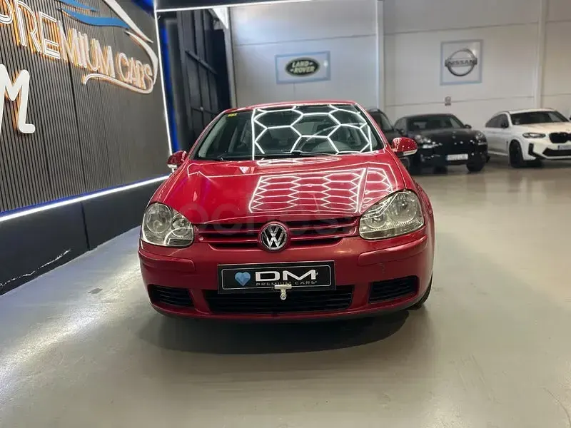 Usado VW Golf IV Highline 115 CV (84 kW) 2006 Rojo Berlina