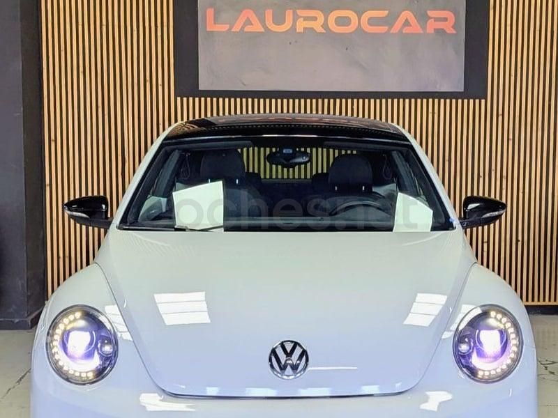 Usado VW Beetle Design 110 CV (80 kW) 2015 Blanco Utilitario
