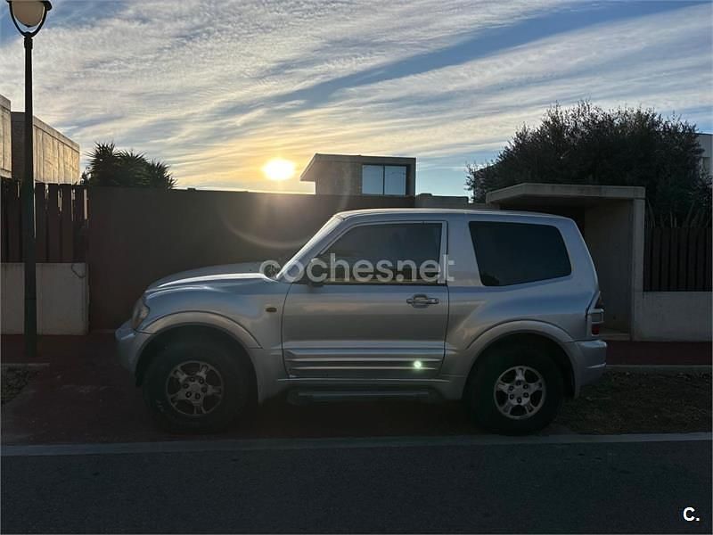Usado Mitsubishi Montero 165 CV (121 kW) 2001 Gris / plata SUV