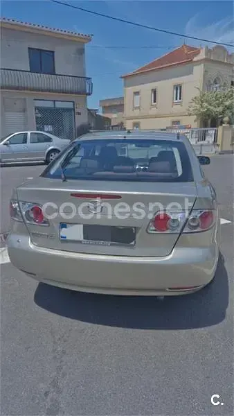 Usado Mazda 6 Active 136 CV (100 kW) 2004 Beige Berlina