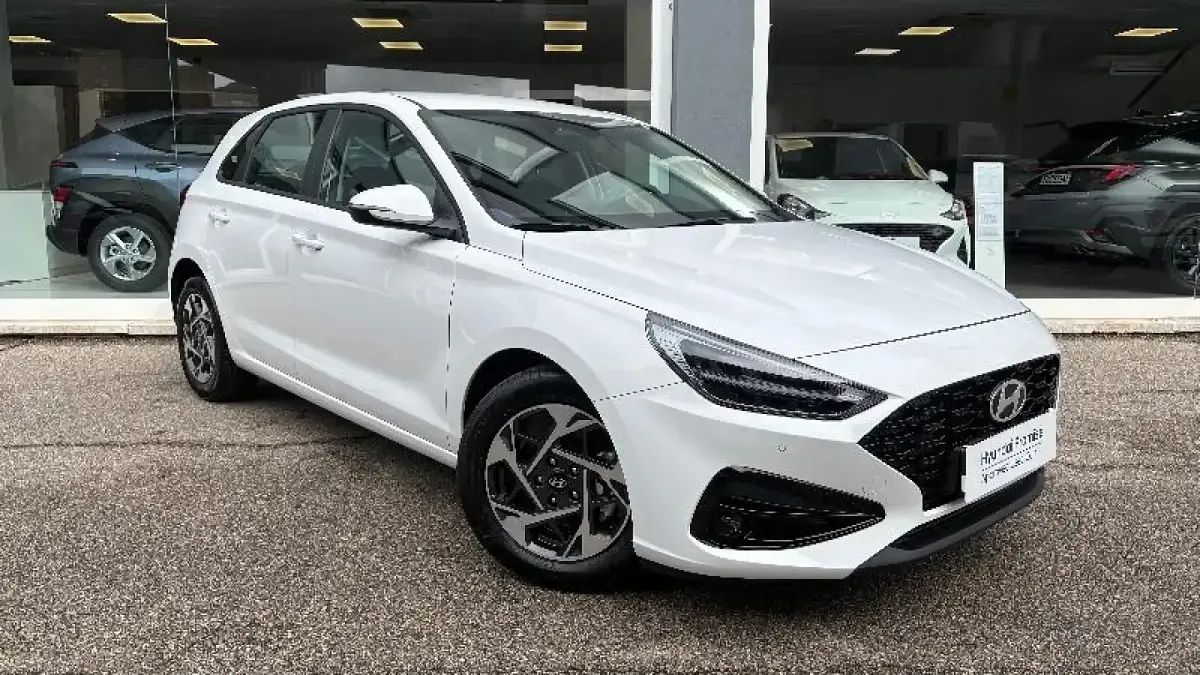 Nuevo Hyundai i30 100 CV (73 kW) 2026 Blanco