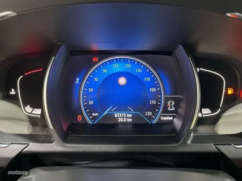 Usado Renault Scénic IV Zen 140 CV (102 kW) 2018 Blanco Monovolumen