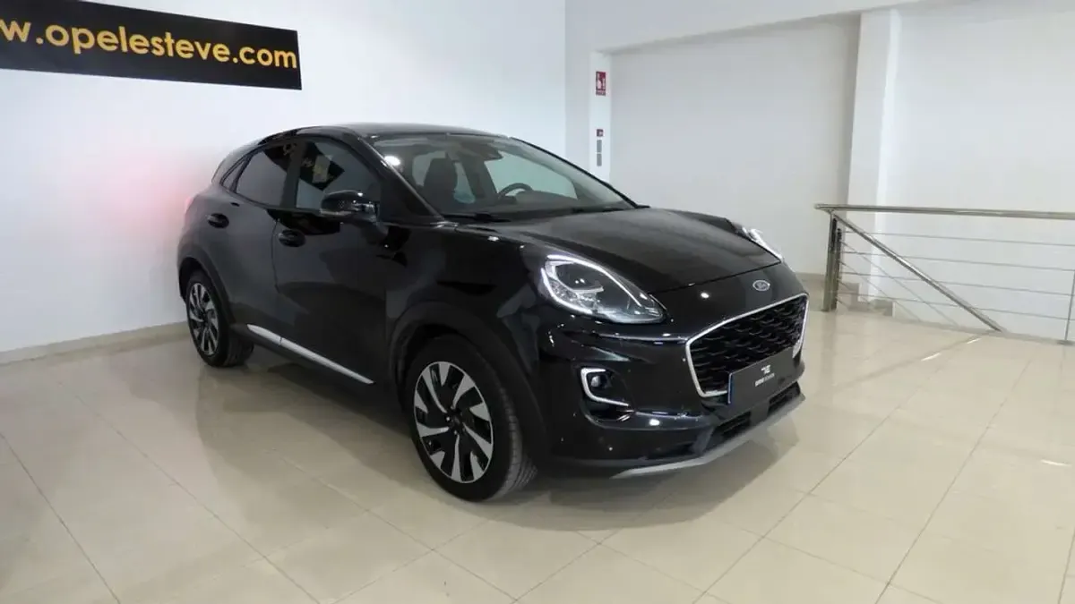 Usado Ford Puma Titanium 125 CV (91 kW) 2024 Negro SUV