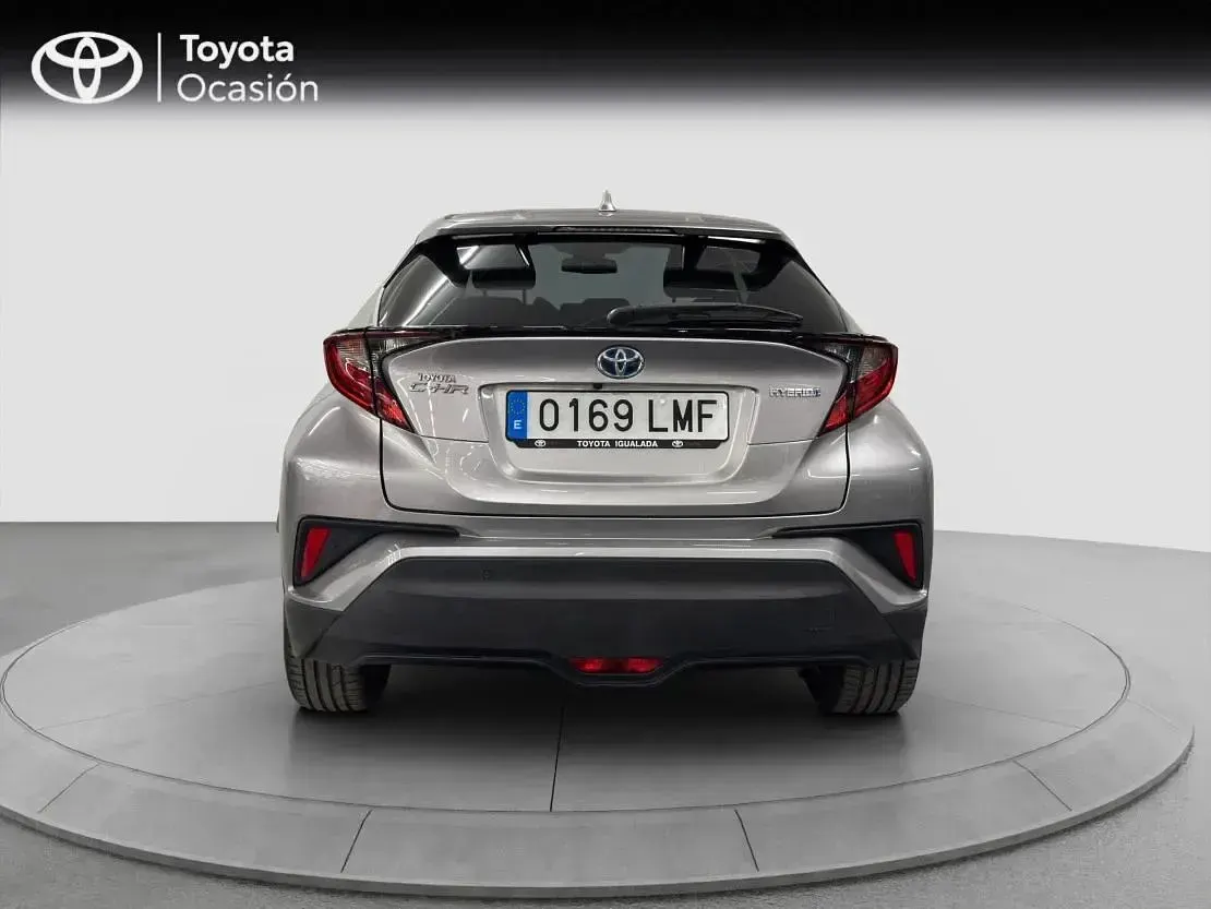 Usado Toyota C-HR Advance 122 CV (89 kW) 2021 Gris diamante SUV
