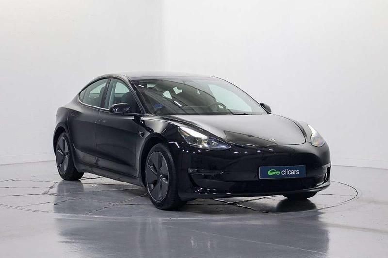 Usado Tesla Model 3 Long Range RWD 208 kW (283 CV) 2023 Negro Berlina