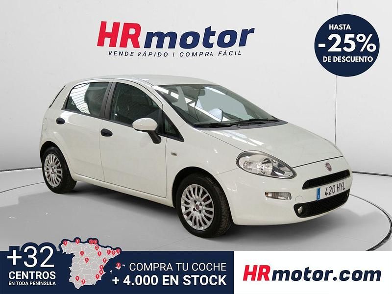Usado Fiat Punto Pop 75 CV (55 kW) 2014 Blanco Utilitario