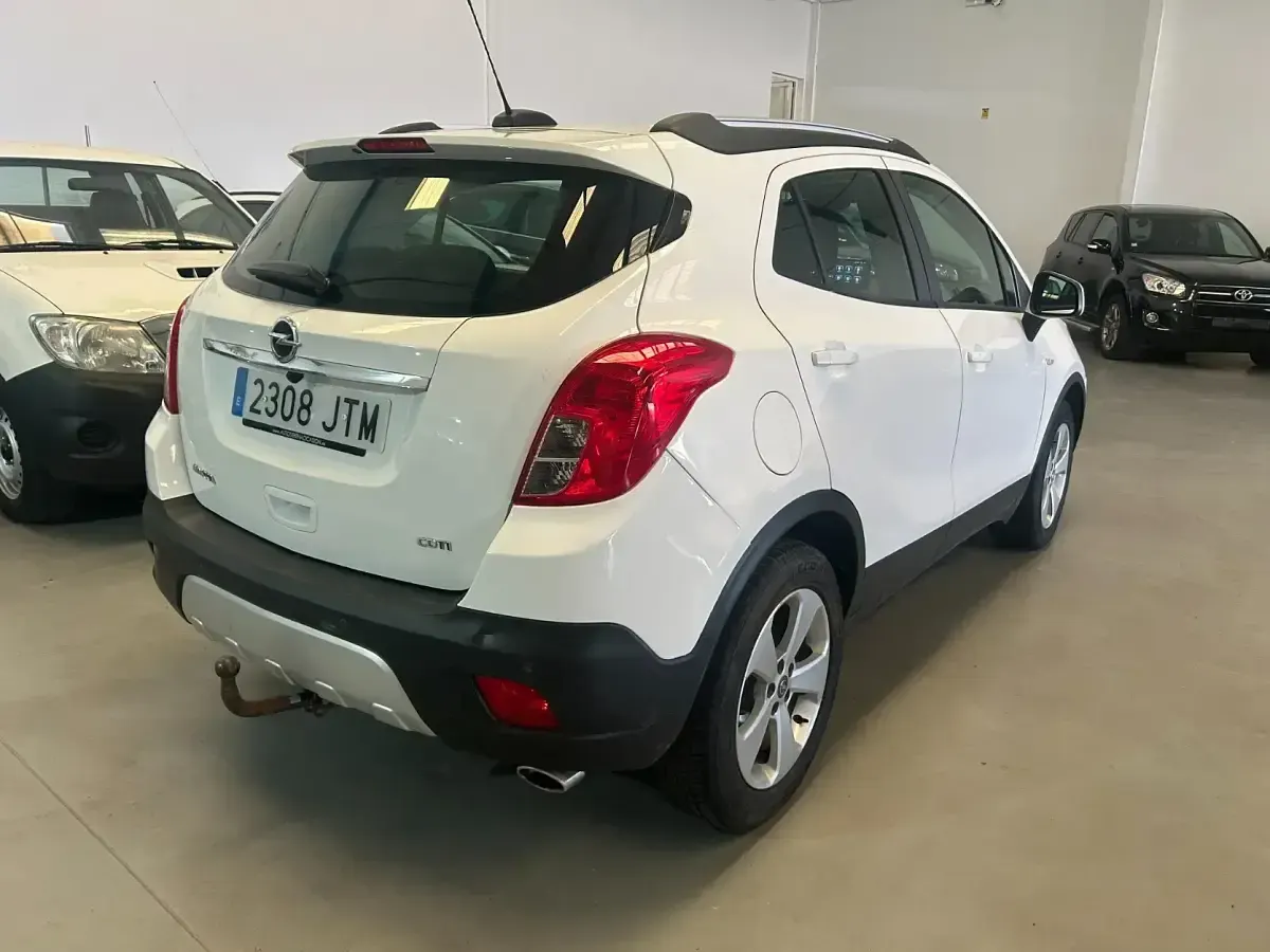 Usado Opel Mokka Selective 136 CV (100 kW) 2016 Blanco SUV