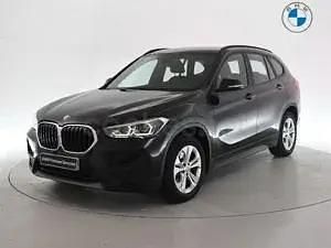 Usado BMW X1 220 CV (161 kW) 2021 Negro (saphirschwarz (metalizado)) SUV