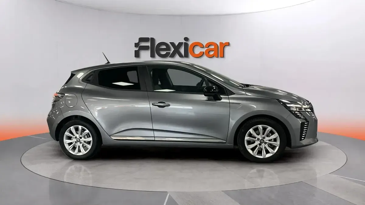 Usado Renault Clio V Evolution 143 CV (105 kW) 2025 Gris Berlina