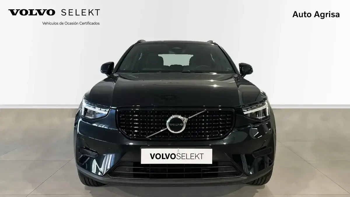 Usado Volvo XC40 Plus 163 CV (119 kW) 2025 Otro SUV