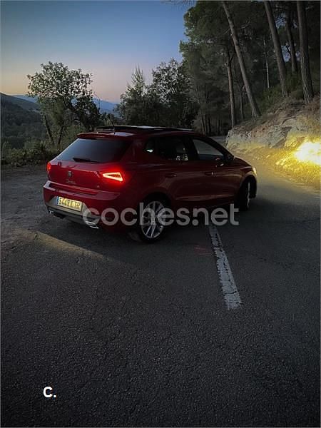Usado Seat Ibiza FR 110 CV (80 kW) 2021 Granate Berlina