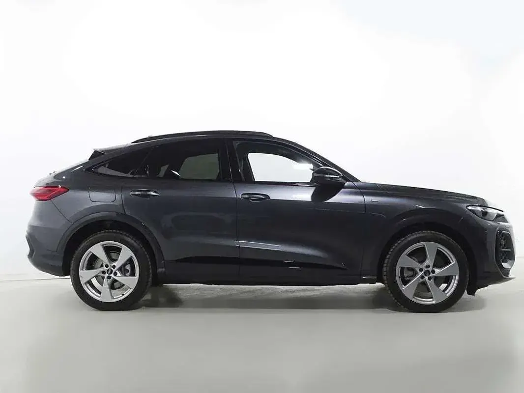 Nuevo Audi Q5 Sportback S-Line 204 CV (150 kW) 2025 Gris SUV