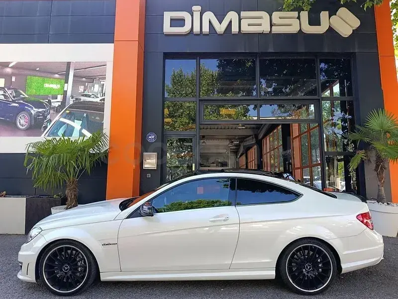 Usado Mercedes C63 AMG AMG 457 CV (336 kW) 2014 Blanco Coupe
