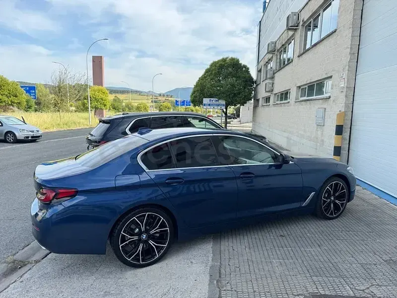 Usado BMW 520 Comfort Edition 190 CV (139 kW) 2023 Azul Berlina