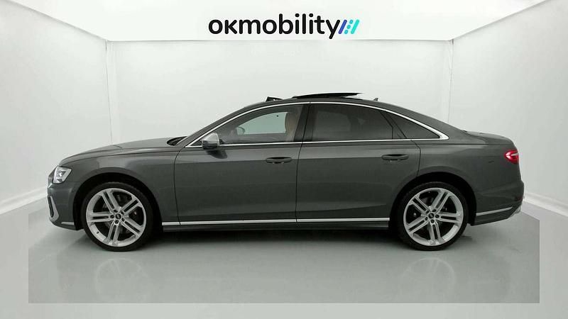 Usado Audi S8 Premium 571 CV (419 kW) 2022 Plateado Berlina