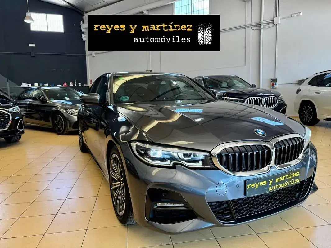 Usado BMW 318 Executive 150 CV (110 kW) 2020 Gris Berlina
