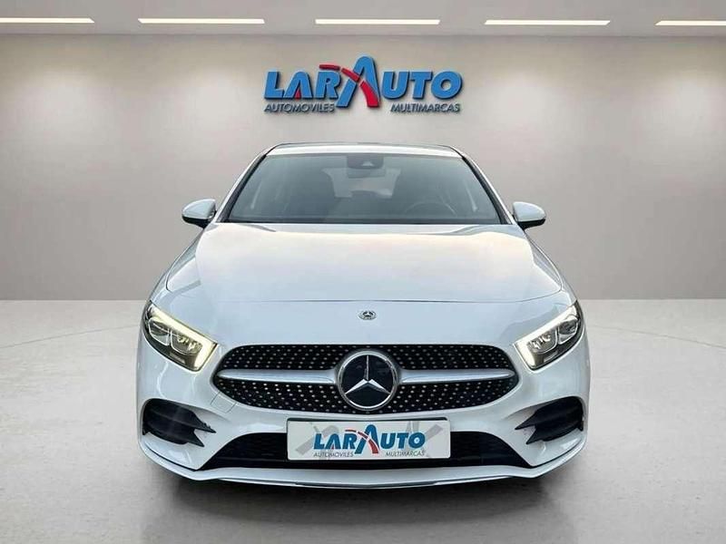 Usado Mercedes A180 136 CV (100 kW) 2022 Blanco Utilitario