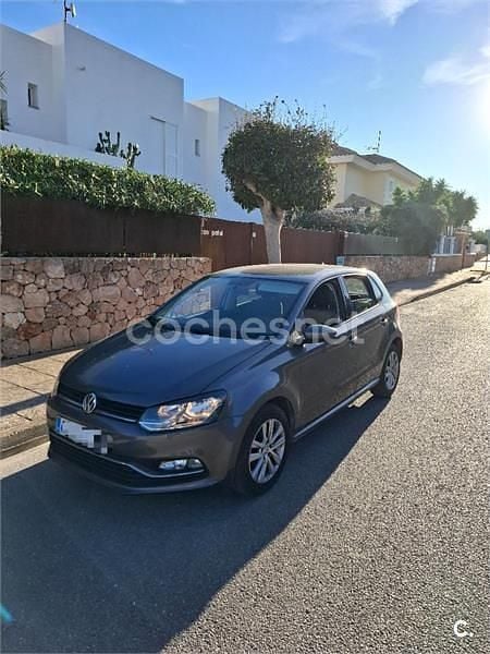 Usado VW Polo Advance 90 CV (66 kW) 2017 Beige Berlina