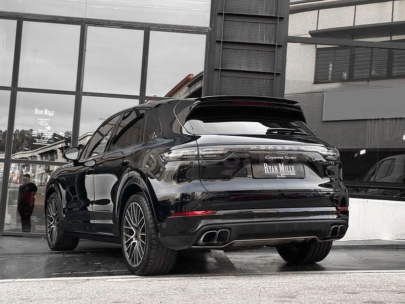 Usado Porsche Cayenne Turbo 550 CV (404 kW) 2018 Negro SUV