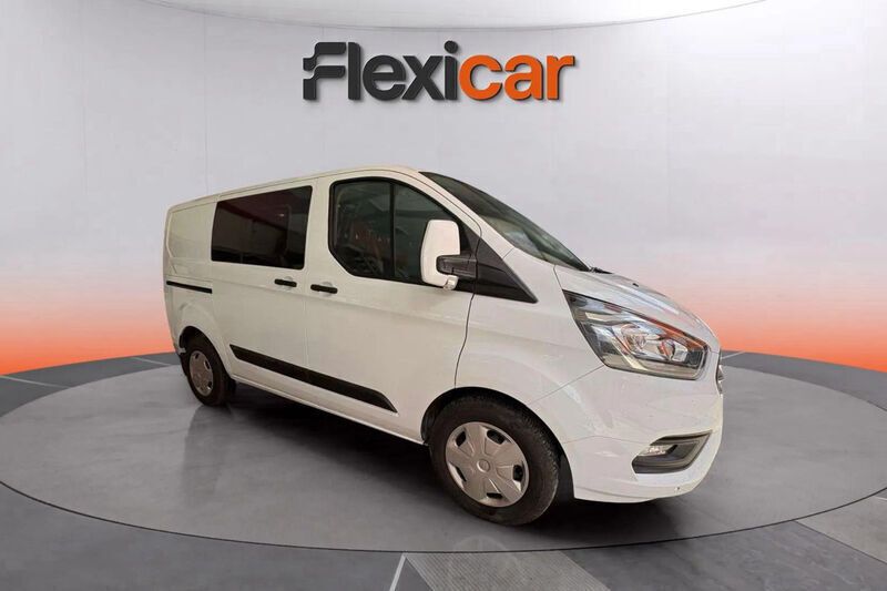 Blanco Usado 2021 Ford Tourneo Custom Active Monovolumen | 22.890 € - Imagen 1/4