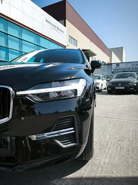 Usado Volvo XC60 Core 197 CV (144 kW) 2022 Negro SUV
