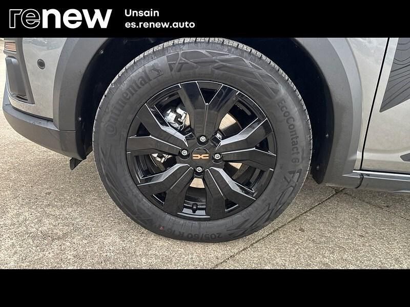 Usado Dacia Jogger Extreme 140 CV (102 kW) 2025 Gris Monovolumen