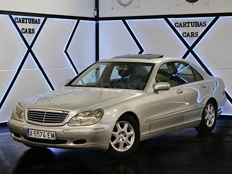 Usado Mercedes S320 197 CV (144 kW) 2000 Gris / plata Berlina
