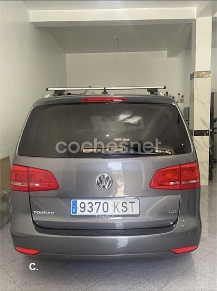 Usado VW Touran Edition 105 CV (77 kW) 2011 Gris / plata Monovolumen