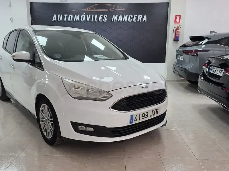 Usado Ford C-MAX Trend 120 CV (88 kW) 2017 Blanco Monovolumen