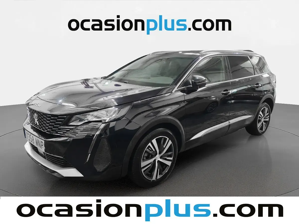 Usado Peugeot 5008 Allure 136 CV (100 kW) 2024 SUV