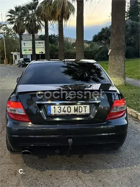 Usado Mercedes C220 Avantgarde 170 CV (125 kW) 2012 Azul Berlina