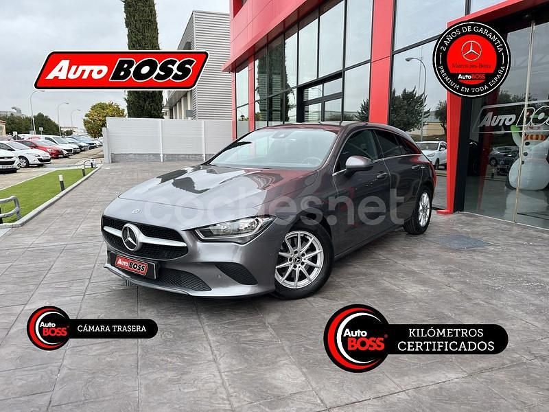 Gris / plata Usado 2022 Mercedes CLA200 Shooting Brake Familiar | 23.900 € (Super precio) - Imagen 1/4