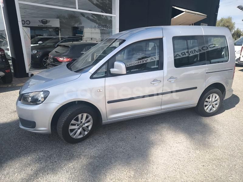 Gris / plata Usado 2012 VW Caddy Comfortline Monovolumen | 12.900 € (Un poco caro) - Imagen 1/4