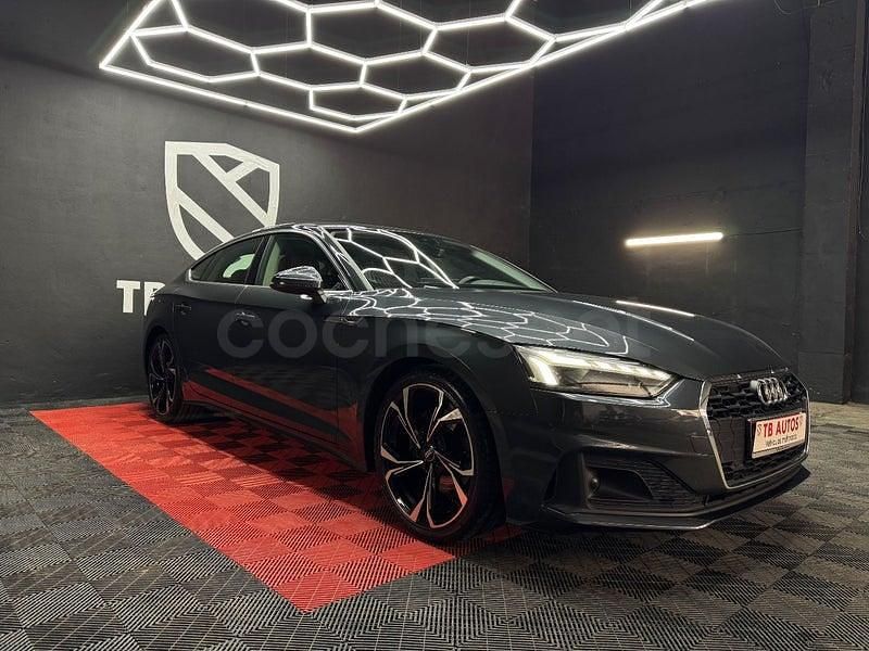 Usado Audi A5 Sportback Business 163 CV (119 kW) 2021 Gris / plata Utilitario