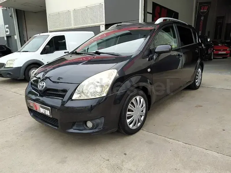 Usado Toyota Corolla Verso Luna 136 CV (100 kW) 2007 Gris / plata Monovolumen