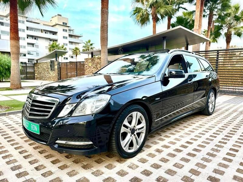 Negro Usado 2011 Mercedes E350 Avantgarde Familiar | 13.500 € (Precio justo) - Imagen 1/4