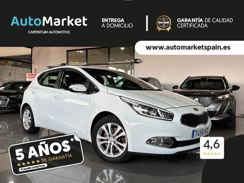 Blanco Usado 2014 Kia Ceed Berlina | 8900 € (Precio justo) - Imagen 1/4