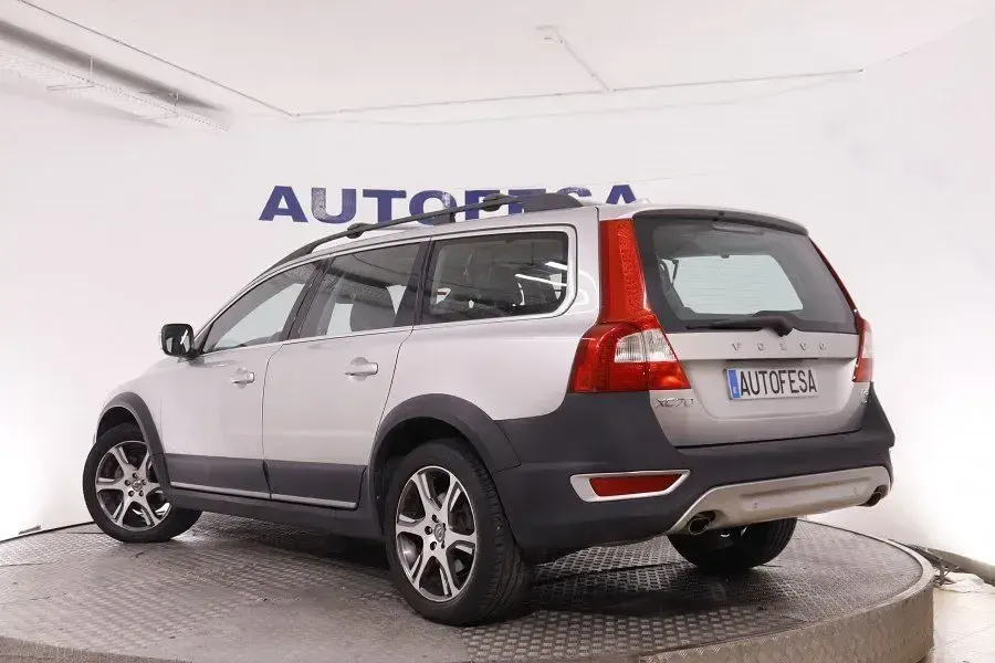 Usado Volvo XC70 Summum 215 CV (158 kW) 2011 Gris Familiar