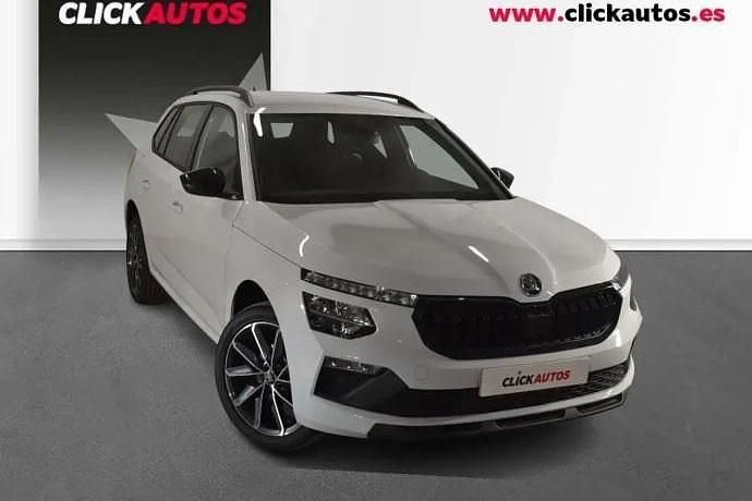 Usado Skoda Kamiq Sport 115 CV (84 kW) 2025 Plata SUV
