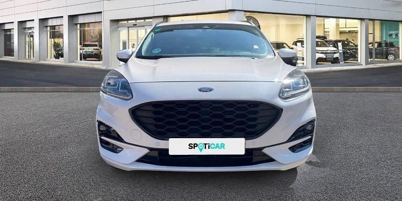 Usado Ford Kuga ST-Line 150 CV (110 kW) 2022 Blanco SUV