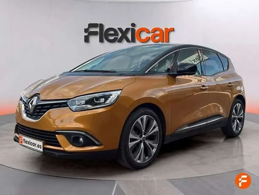 Usado Renault Scenic E-Tech Intens 131 CV (96 kW) 2017 Naranja Monovolumen